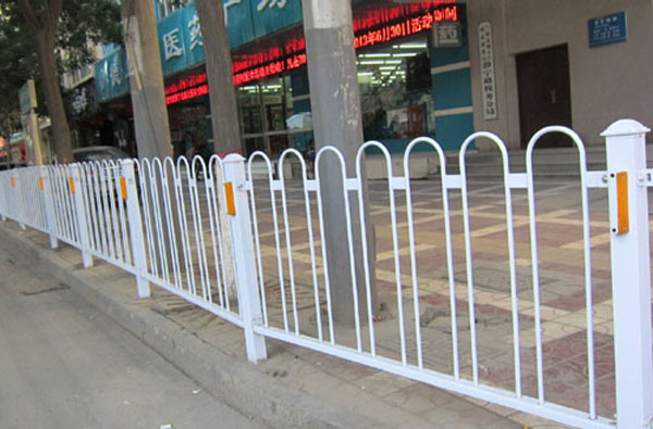 市政道路護(hù)欄